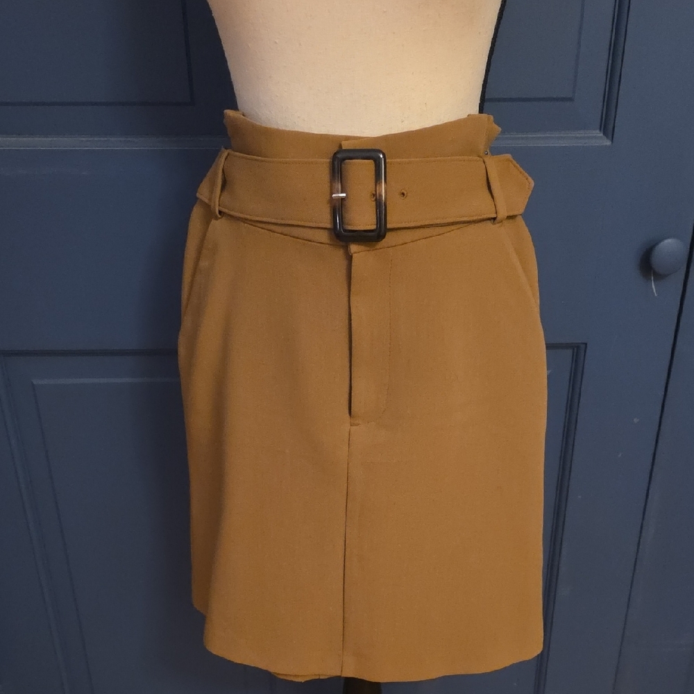 NWOT Banana Republic Camel Belted Pencil Skirt Sz 4